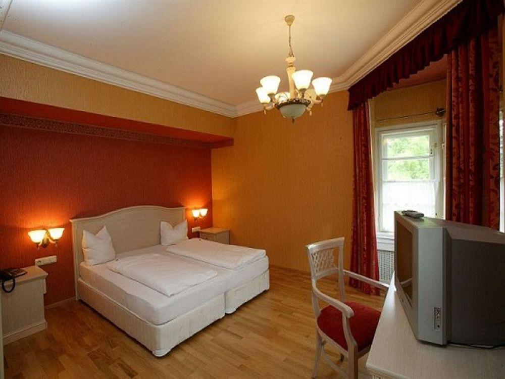 Hotel Kaiservilla Heiligenblut Buitenkant foto