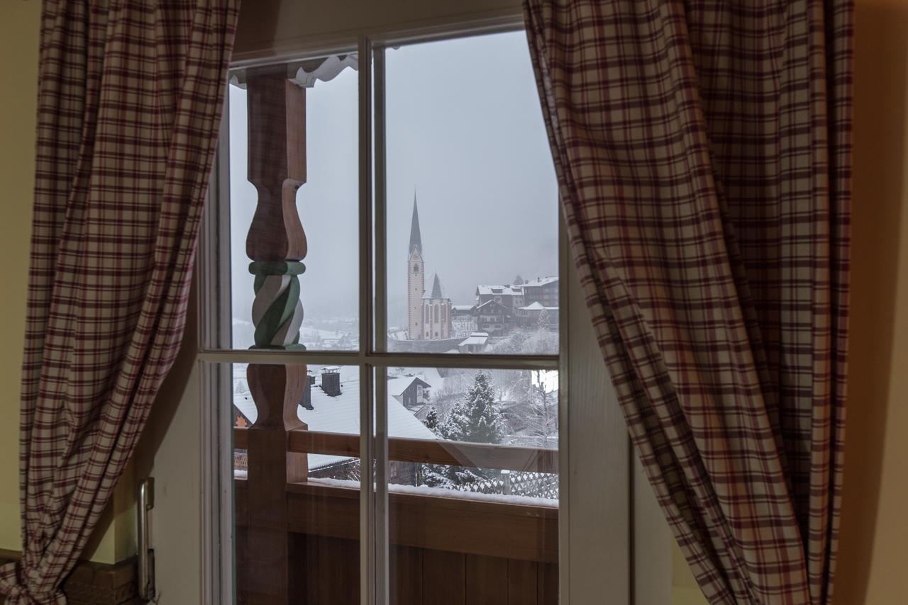 Hotel Kaiservilla Heiligenblut Buitenkant foto